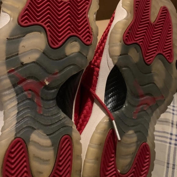 Nike air Jordan’s size 6 - red - Picture 6 of 6